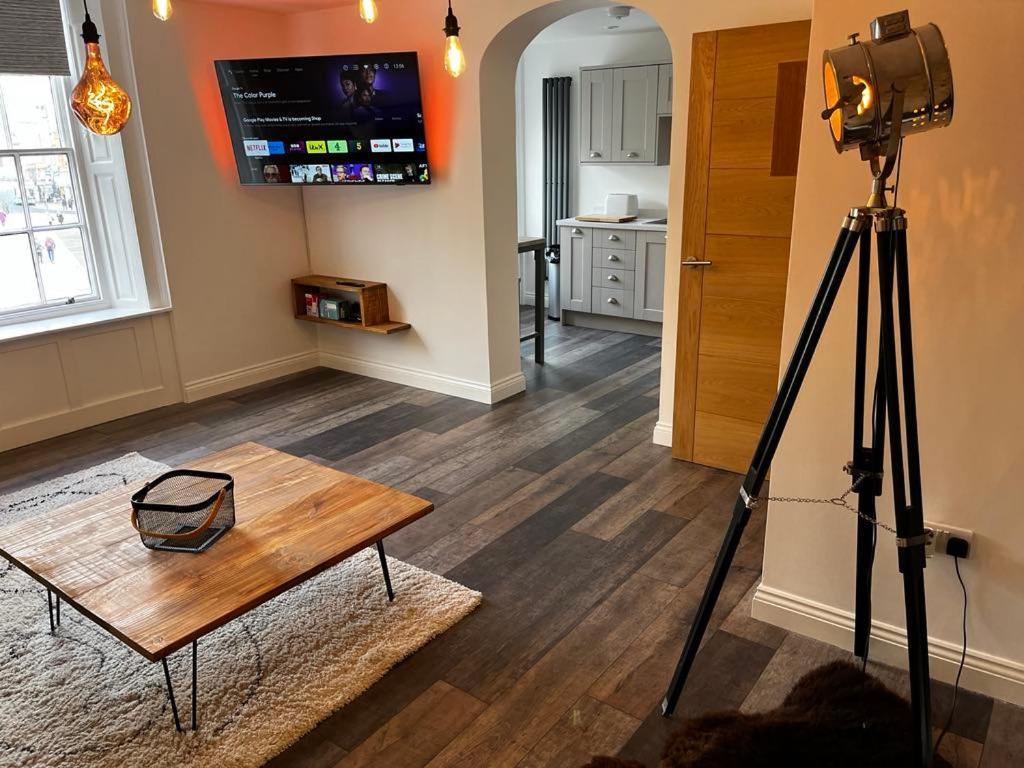 Sterling Stylish 2 Bedroom Central Modern Apartment ダーリントン エクステリア 写真
